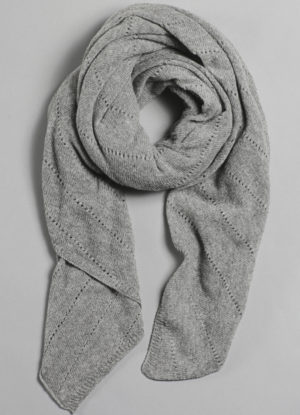 Cashmere Over-Sized V-Knit Repeat Scarf in Fog