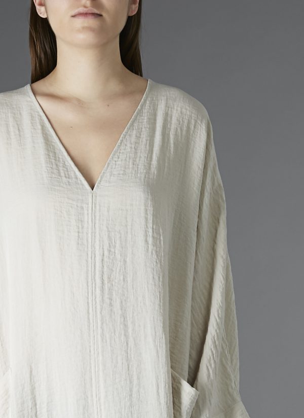 PATCH POCKET KAFTAN DRESS IN DESERT RIPPLE CLOTH - Image 2