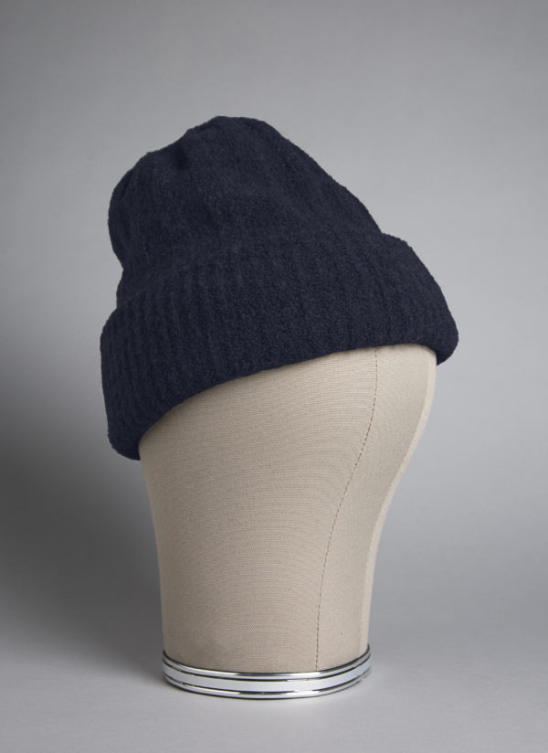 MOUSSE DOUBLE-SIDED BEANIE IN MIDNIGHT BLUE