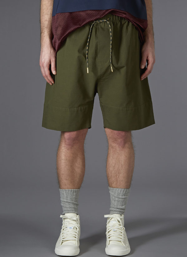 BAGGY CRUISER SHORT IN ARMY GREEN