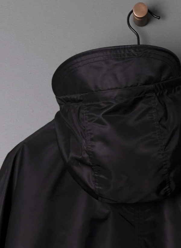 HOODED PONCHO IN BLACK - Image 5