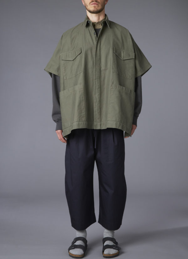 4-POCKET SHIRT PONCHO IN ARMY GREEN