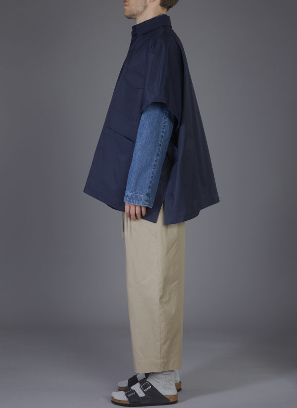 4-POCKET SHIRT PONCHO IN MIDNIGHT BLUE - Image 4