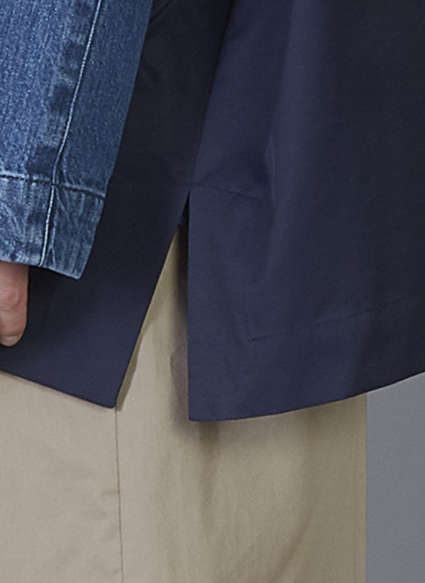 4-POCKET SHIRT PONCHO IN MIDNIGHT BLUE - Image 6