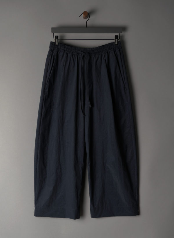 OVATE BAGGY PANT IN MIDNIGHT BLUE PARACHUTE NYLON - Image 2