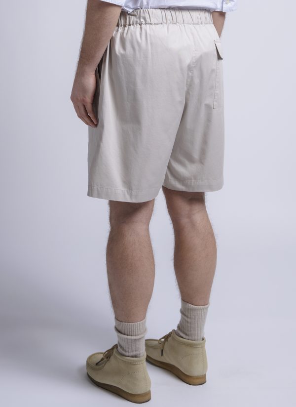 BAGGY CAMP SHORT IN STONE FINE TWILL - Image 6
