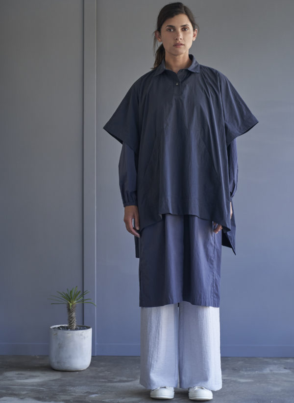 POPOVER PONCHO IN MIDNIGHT BLUE PARACHUTE NYLON - Image 3