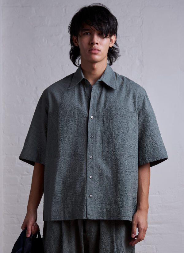S/S MODERNIST SHIRT IN SAGE GREY SEERSUCKER CRINKLE - Image 3