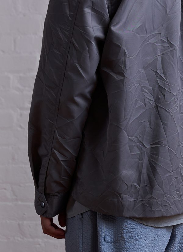 PHOTOGRAPHER JACKET IN GREY SILVER CRUSHED NYLON TWILL - Image 8
