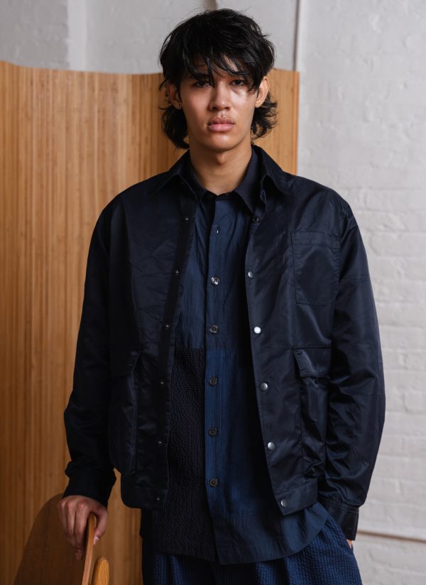 PHOTOGRAPHER JACKET IN MIDNIGHT BLUE CRUSHED NYLON TWILL - Image 3