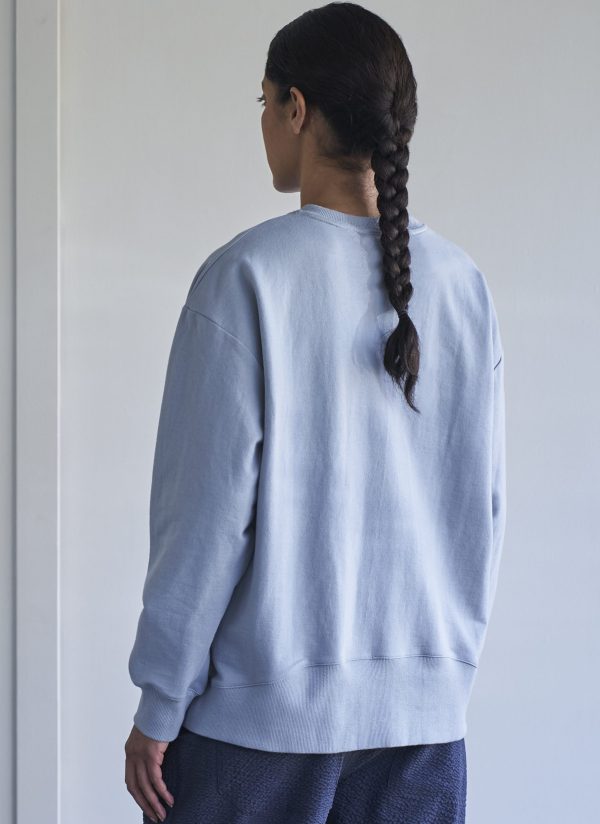 LOOSE CREW GUSSET SWEATSHIRT IN POWDER FRENCH TERRY - Image 3