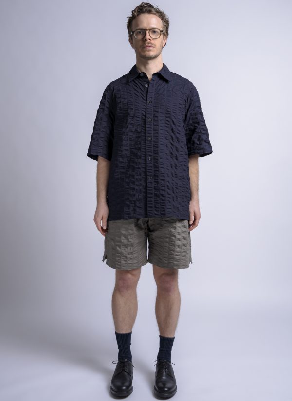S/S BOX SHIRT IN MIDNIGHT BLUE MACRO LINE CRINKLE - Image 2