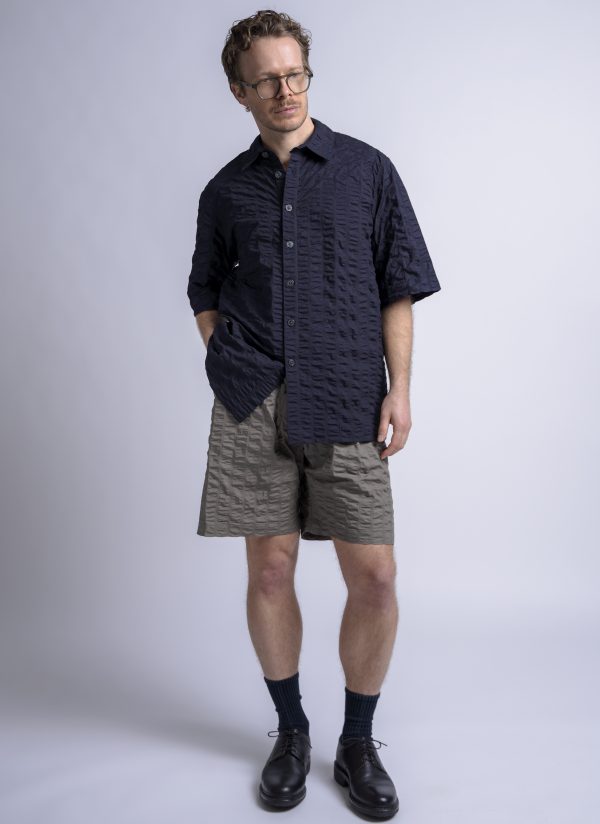 S/S BOX SHIRT IN MIDNIGHT BLUE MACRO LINE CRINKLE - Image 7