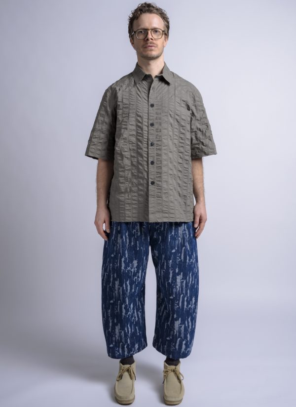 S/S BOX SHIRT IN SMOKY ASH MACRO LINE CRINKLE - Image 2