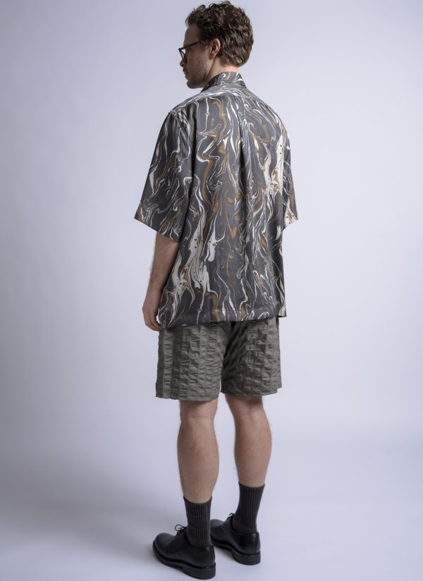 S/S BOX SHIRT IN CHARCOAL MARBLE PRINT - Image 5