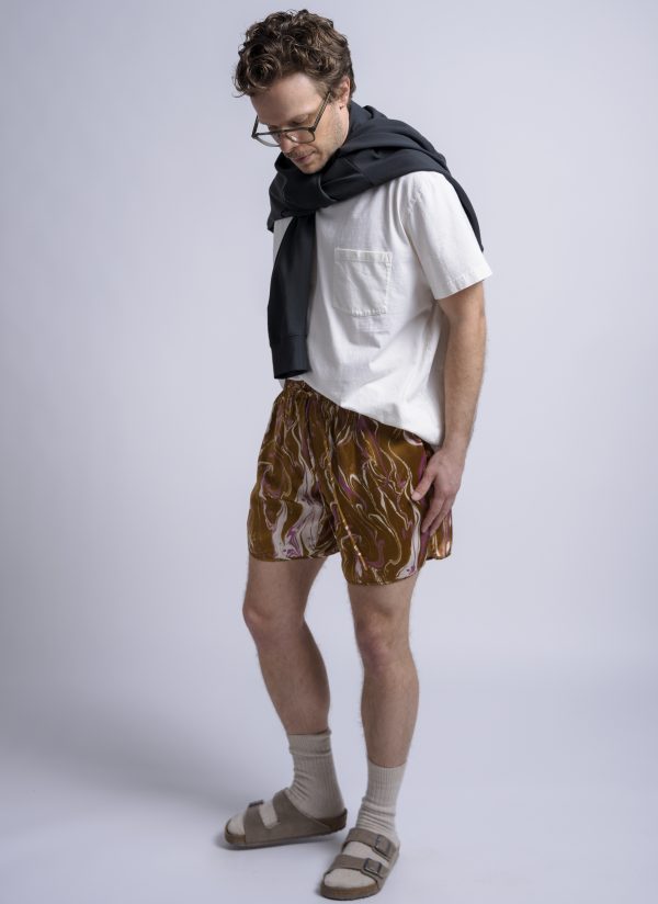 TRACK SHORT IN CURRY MARBLE PRINT - Image 4