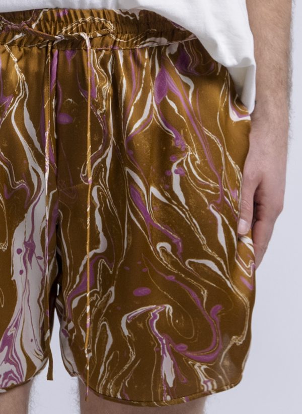 TRACK SHORT IN CURRY MARBLE PRINT - Image 3