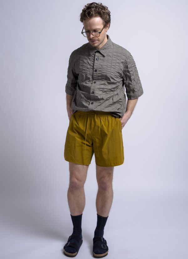 TRACK SHORT IN BRIGHT OLIVE PARACHUTE NYLON - Image 3