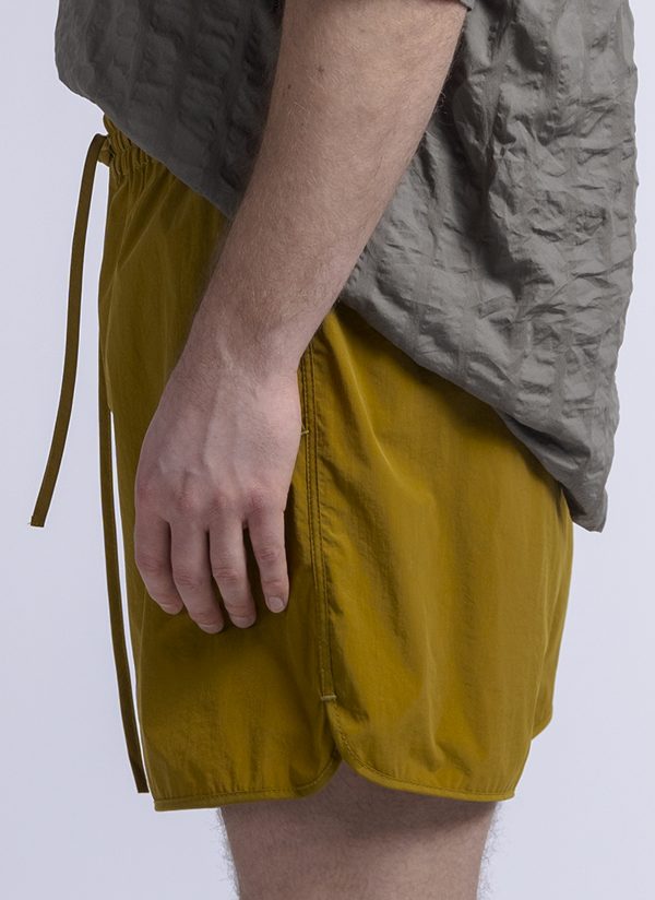 TRACK SHORT IN BRIGHT OLIVE PARACHUTE NYLON - Image 6
