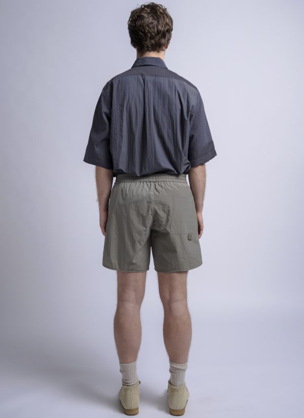 TRACK SHORT IN SMOKY ASH PARACHUTE NYLON - Image 7