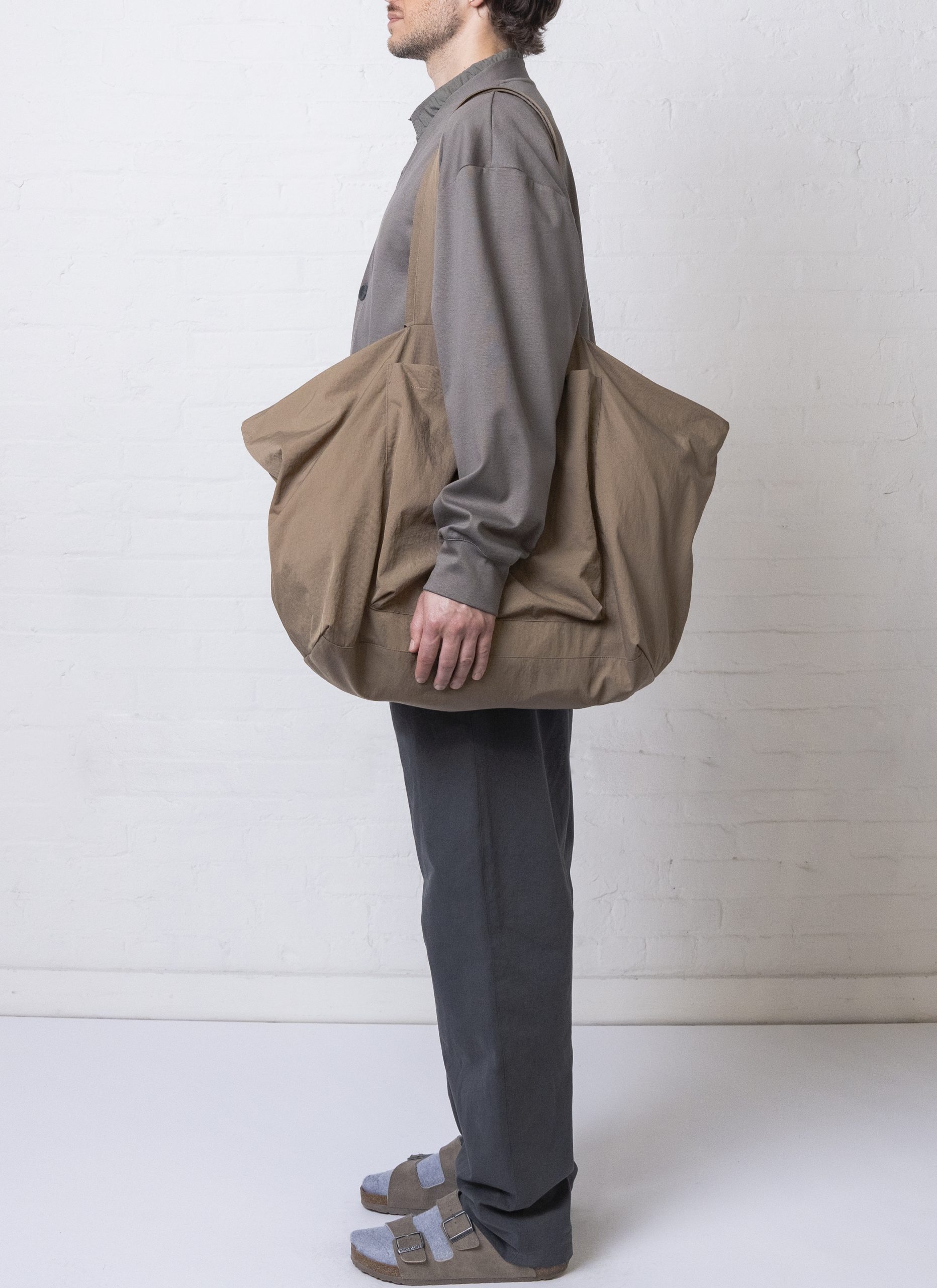 Buy BAGGIT Womens L Sixty Y G Z Beige Handbag | Shoppers Stop