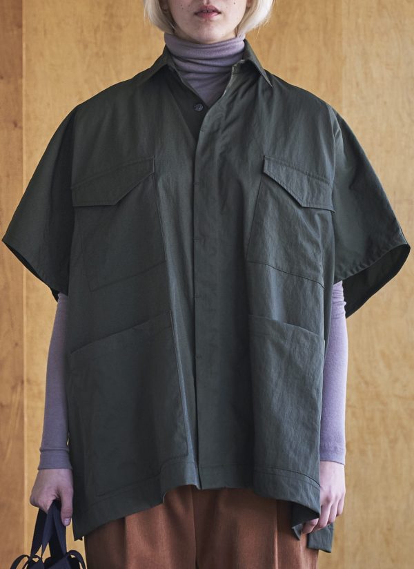 4 POCKET SHIRT PONCHO IN ARMY GREEN - Image 3