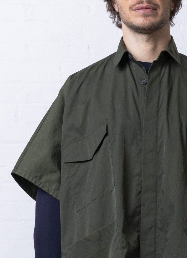 4 POCKET SHIRT PONCHO IN ARMY GREEN - Image 7