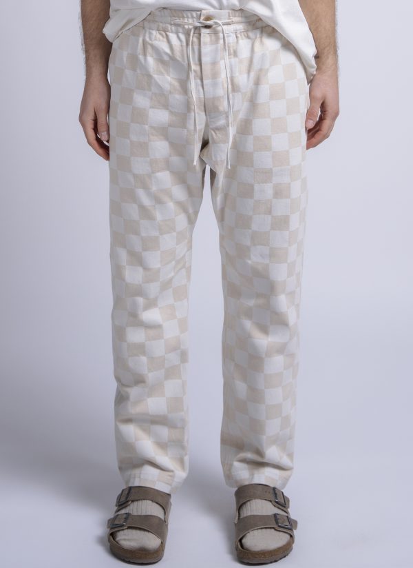 RELAXED GUSSET EASY PANT IN NATURAL & PARCHMENT CHECK TWILL - Image 6