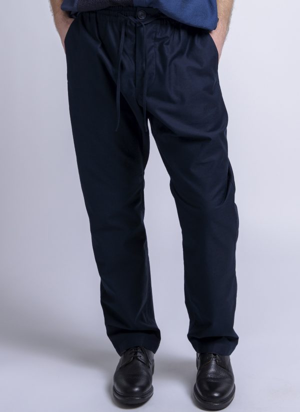 RELAXED GUSSET EASY PANT IN MIDNIGHT BLUE CREPE SATEEN - Image 6
