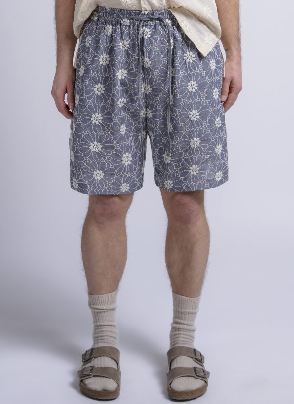 PTO EASY SHORT IN COOL GREY FLOWER DECO