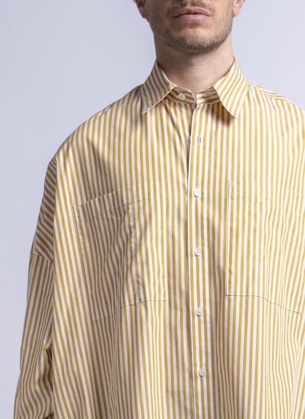 OVERSIZED IO SHIRT IN AMBER STRIPE POPLIN - Image 3