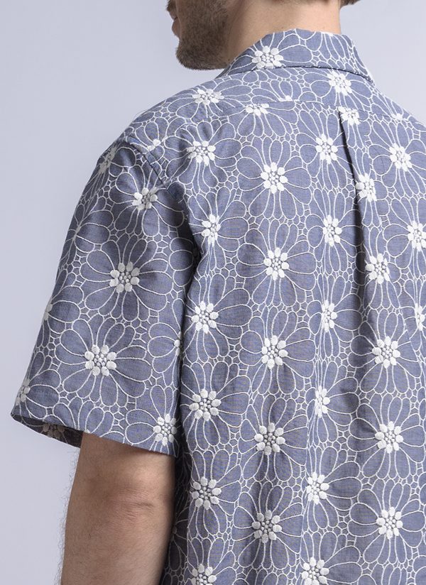 S/S PTO SHIRT IN COOL GREY FLOWER DECO - Image 5