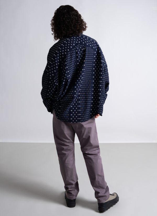 OVERSIZED IO SHIRT IN MIDNIGHT BLUE CHANNEL BLOCK - Image 3