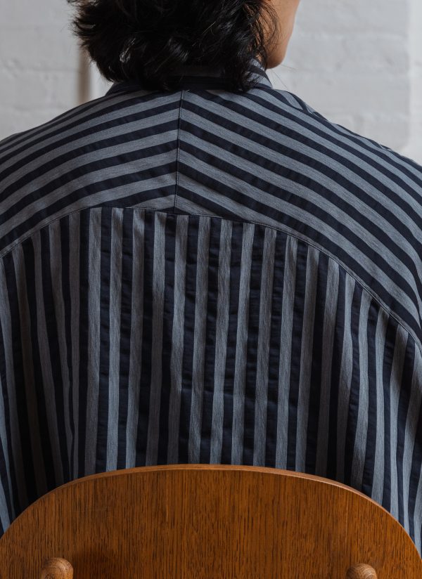 OVERSIZED IO SHIRT IN BLUE MIX WIDE RIPPLE STRIPE - Image 4