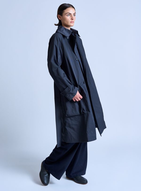 PEAKED LAPEL TRENCH COAT IN CHARCOAL NYLON TWILL - Image 4